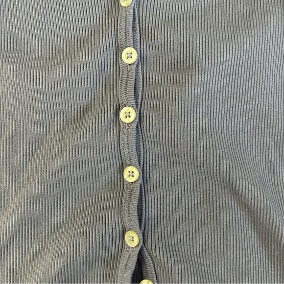 Brandy Melville/Pacsun Purple Button-up shirt - Picture 3 of 3